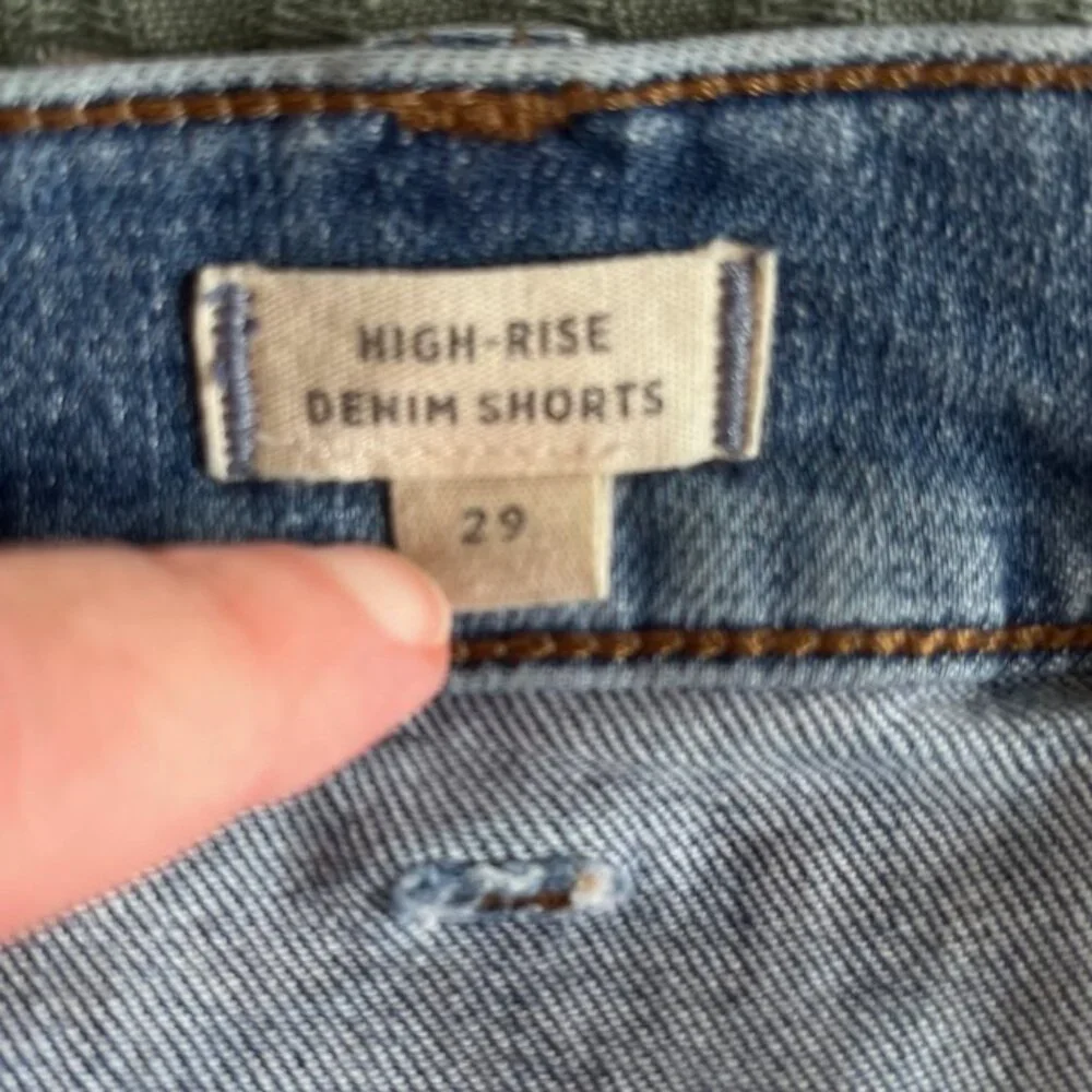Madewell High-Rise Denim Shorts Patch Pocket Edition | Size 29